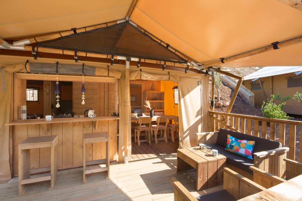 ホテル Sea Glamping コトル エクステリア 写真