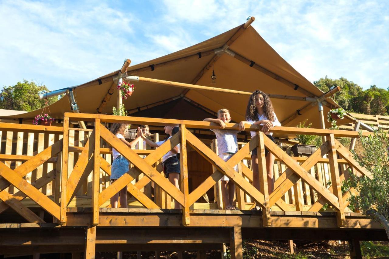 ホテル Sea Glamping コトル エクステリア 写真