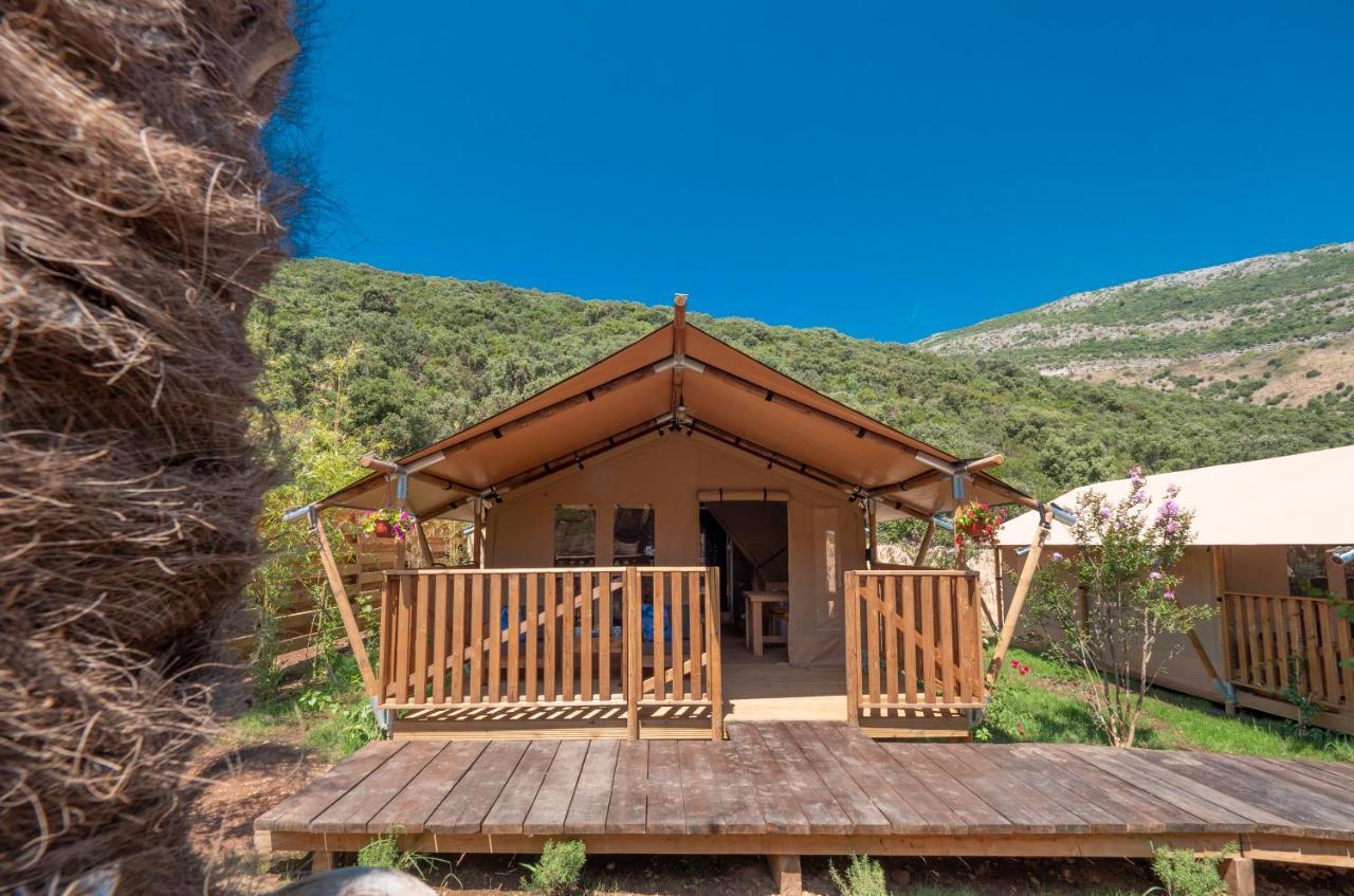 ホテル Sea Glamping コトル エクステリア 写真