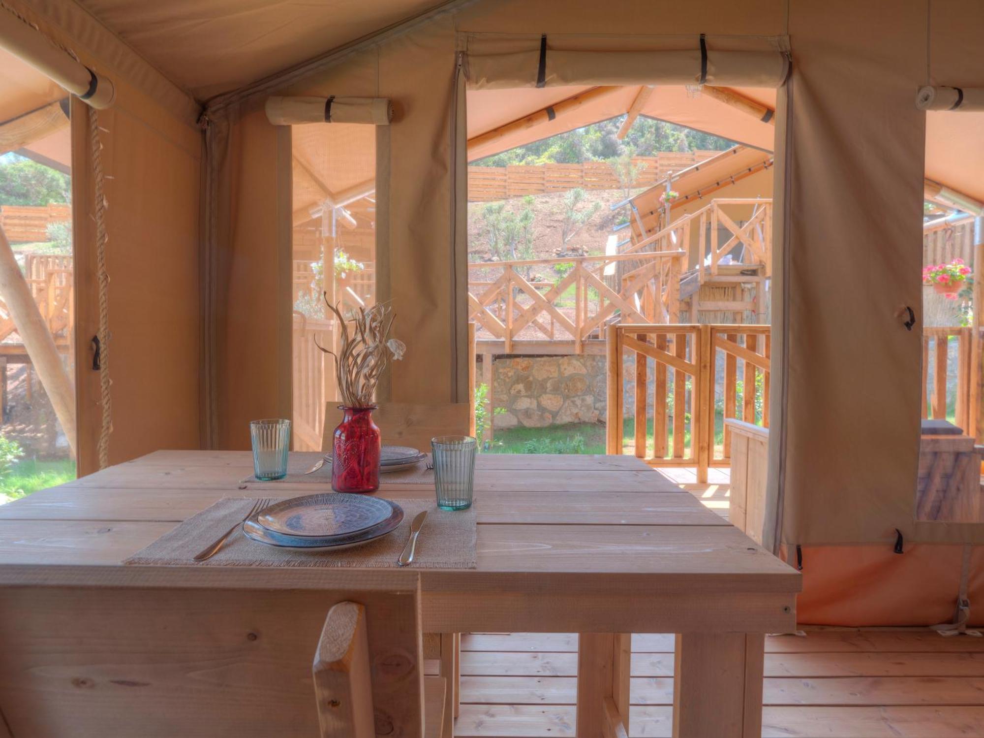 ホテル Sea Glamping コトル エクステリア 写真